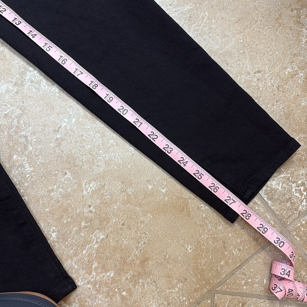 Talbots Flawless, Size 2 Girlfriend Jeans - Picture 4 of 6